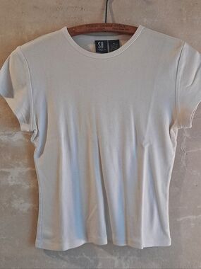 517a. cream white vintage So cotton 90s 2000s y2k baby tee, M